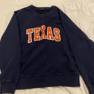 size medium and has been worn